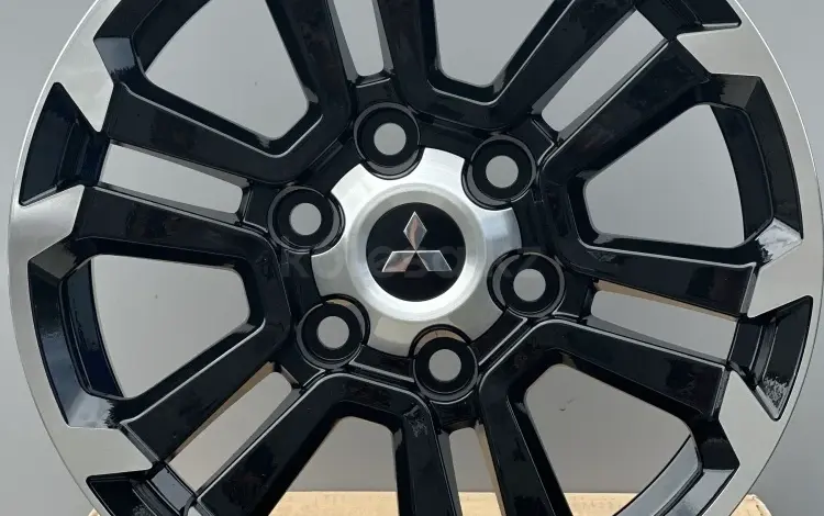 R 17 6X139 7 Mitsubishi за 300 000 тг. в Астана