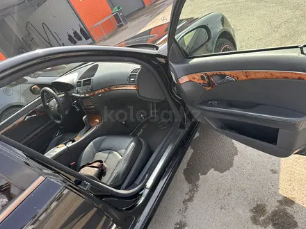 Mercedes-Benz E 320 2004 года за 5 500 000 тг. в Актау – фото 7