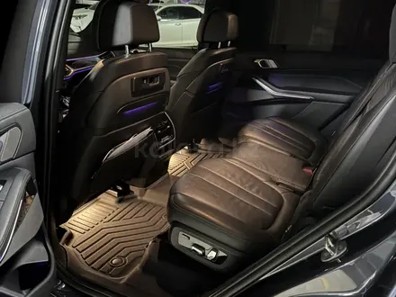 BMW X7 2020 года за 35 000 000 тг. в Астана – фото 4