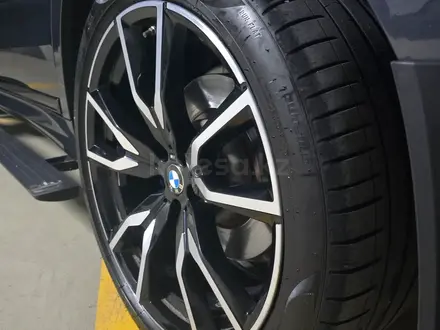 BMW X7 2020 года за 35 000 000 тг. в Астана – фото 12