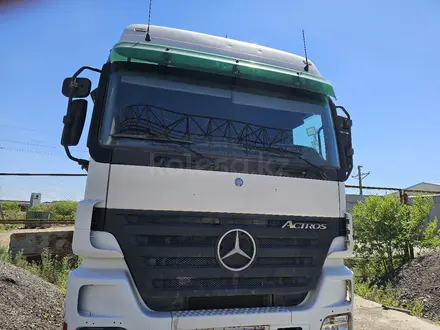 Mercedes-Benz  Actros 2006 года за 14 200 000 тг. в Астана – фото 2