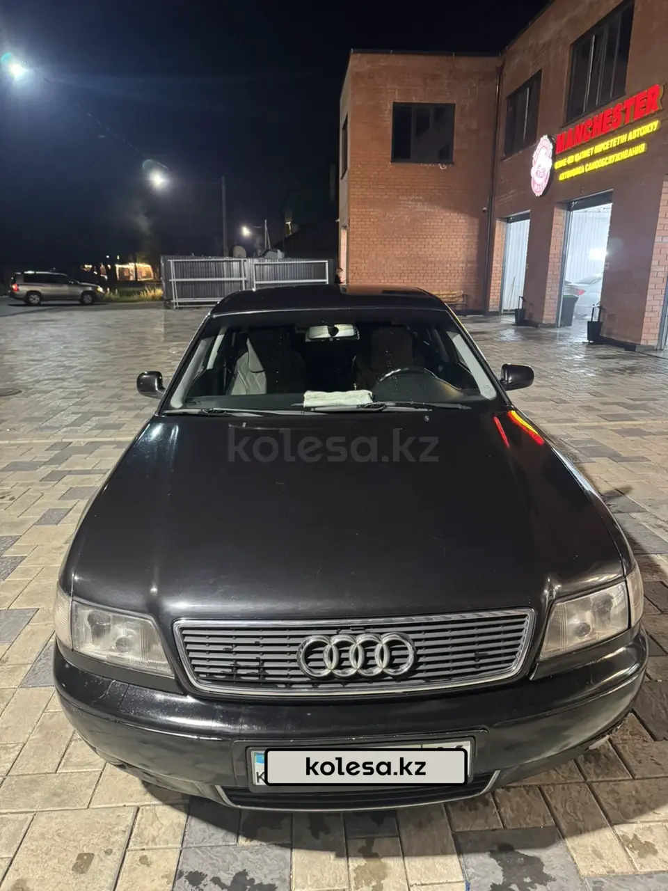 Audi A8, 1994