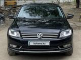 Volkswagen Passat 2014 года за 5 300 000 тг. в Алматы