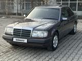 Mercedes-Benz E 230 1991 года за 1 950 000 тг. в Алматы – фото 2