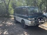 Mitsubishi Delica 1994 годаfor1 900 000 тг. в Алматы – фото 3