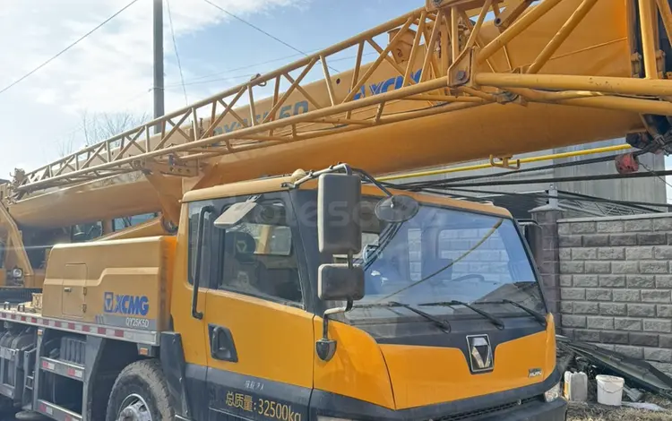 XCMG  QY25K 2023 года за 45 000 000 тг. в Алматы