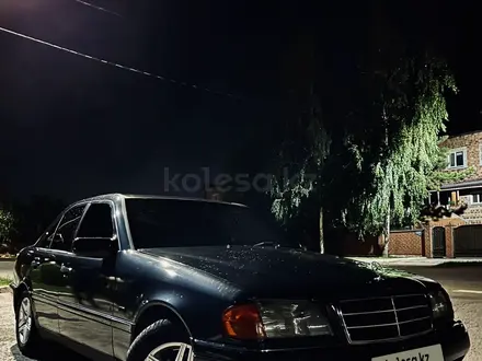 Mercedes-Benz C 220 1993 года за 2 450 000 тг. в Аксу – фото 4