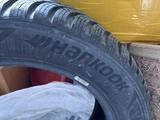 Зимние шины hankook за 135 000 тг. в Кульсары – фото 2