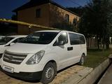 Hyundai H-1 2016 года за 15 000 000 тг. в Уральск – фото 2