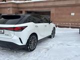Lexus RX 350 2024 года за 40 000 000 тг. в Астана – фото 4