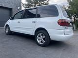 Volkswagen Sharan 1998 годаүшін2 400 000 тг. в Караганда – фото 4