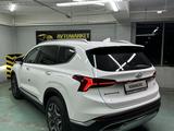 Hyundai Santa Fe 2023 года за 18 000 000 тг. в Алматы – фото 3