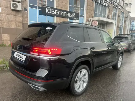 Volkswagen Atlas 2022 года за 26 500 000 тг. в Алматы – фото 14