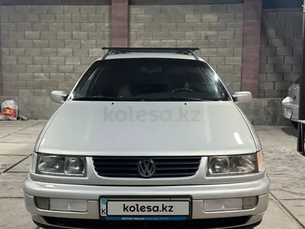 Volkswagen Passat 1995 года за 1 800 000 тг. в Шымкент