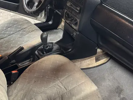 Volkswagen Passat 1995 года за 1 800 000 тг. в Шымкент – фото 11
