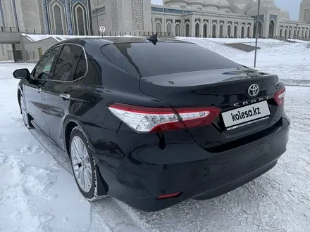 Toyota Camry 2021 года за 15 800 000 тг. в Астана – фото 10