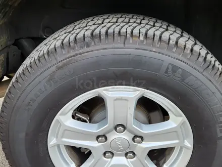 Jeep Wrangler 2019 года за 21 500 000 тг. в Алматы – фото 11