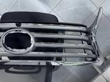 Решетка Радиатора Lexus LX 570 2012-2015 ORIGINALүшін150 000 тг. в Алматы – фото 5