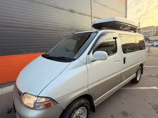 Toyota Granvia, 1997