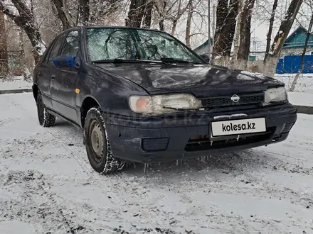 Nissan Sunny 1993 года за 600 000 тг. в Талдыкорган – фото 2