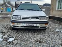 Volkswagen Vento 1993 года за 1 100 000 тг. в Шымкент