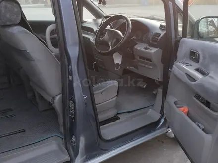 Nissan Serena 2000 года за 3 700 000 тг. в Семей – фото 9