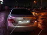 Toyota Camry 2011 года за 7 800 000 тг. в Актобе – фото 5