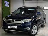 Toyota Highlander 2013 года за 12 500 000 тг. в Костанай