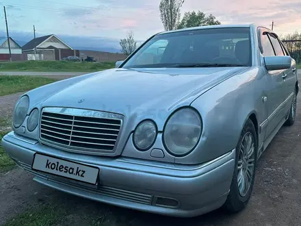 Mercedes-Benz E 280 1996 года за 3 000 000 тг. в Мерке