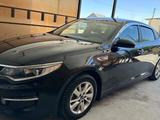 Kia K5 2017 года за 4 300 000 тг. в Алматы – фото 2