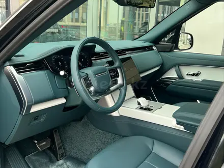 Land Rover Range Rover SV 2024 года за 197 886 000 тг. в Шымкент – фото 12