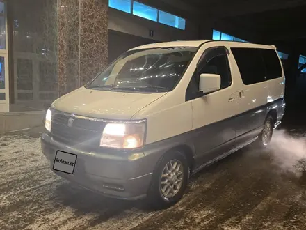 Nissan Elgrand 1999 года за 4 500 000 тг. в Астана