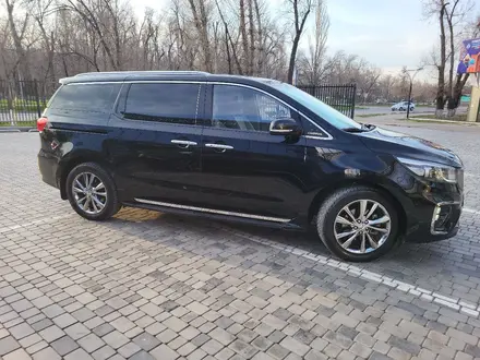 Kia Carnival 2018 года за 13 000 000 тг. в Тараз – фото 6