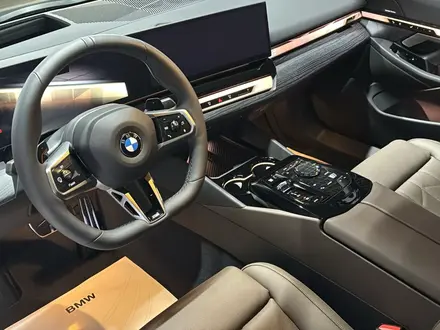 BMW 530 XDrive 2025 года за 49 900 000 тг. в Костанай – фото 6