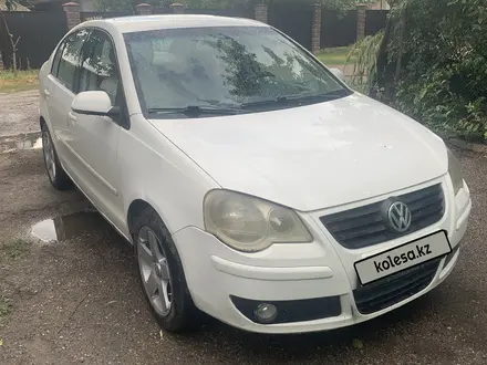 Volkswagen Polo 2007 года за 2 645 833 тг. в Алматы