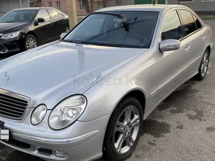 Mercedes-Benz E 320 2004 года за 3 900 000 тг. в Тараз – фото 5