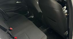 Chevrolet Onix 2024 года за 5 900 000 тг. в Алматы – фото 5