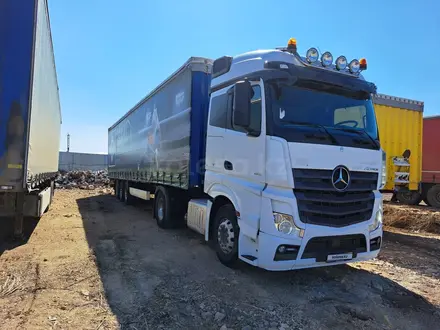 Mercedes-Benz  ACTROS 1851 2015 года за 27 800 000 тг. в Петропавловск – фото 2