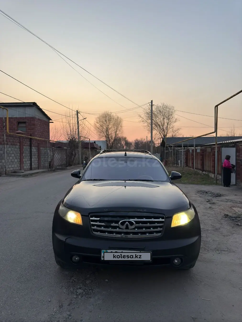 Infiniti FX35, 2005
