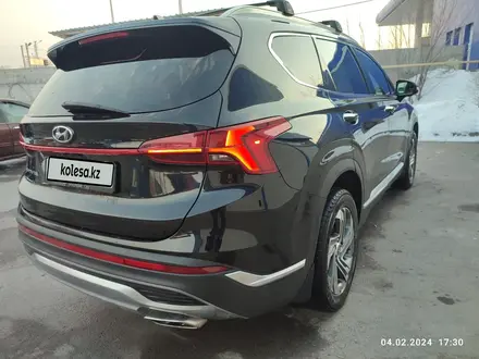 Hyundai Santa Fe 2021 года за 17 000 000 тг. в Алматы – фото 6