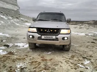 Mitsubishi Montero Sport, 2000