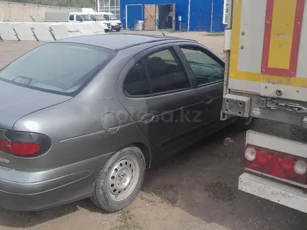 Renault Megane 1997 годаүшін1 000 000 тг. в Уральск – фото 4