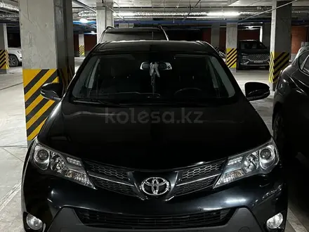 Toyota RAV4 2013 года за 9 000 000 тг. в Астана