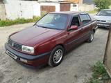 Volkswagen Vento 1992 годаfor1 500 000 тг. в Тараз