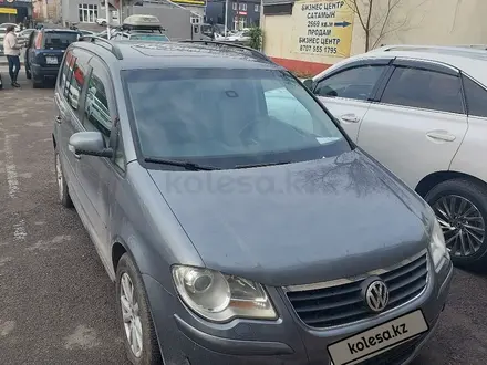 Volkswagen Touran 2007 года за 3 200 000 тг. в Алматы