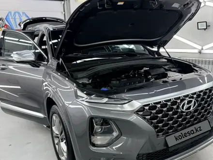 Hyundai Santa Fe 2020 года за 12 800 000 тг. в Алматы – фото 13