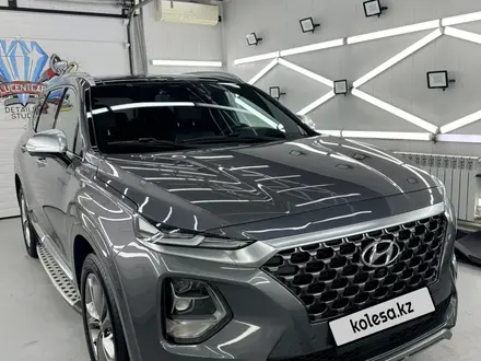 Hyundai Santa Fe 2020 года за 12 800 000 тг. в Алматы – фото 2