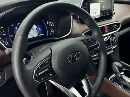 Hyundai Santa Fe 2020 года за 12 800 000 тг. в Алматы – фото 31