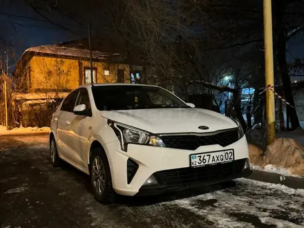 Авто на сутки с выездом в другой город в Алматы – фото 6