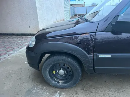 Chevrolet Niva 2011 года за 1 900 000 тг. в Макат – фото 6